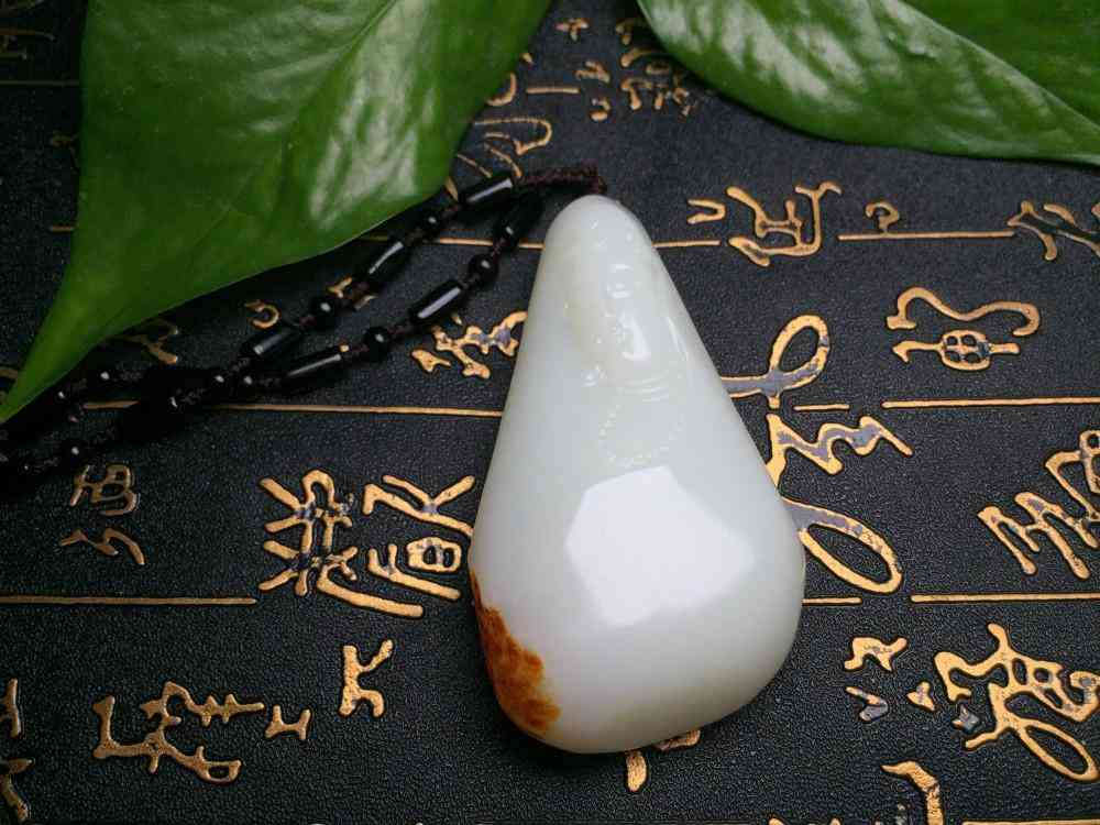 玉的鉴定真假的方法(玉这样鉴定真假)