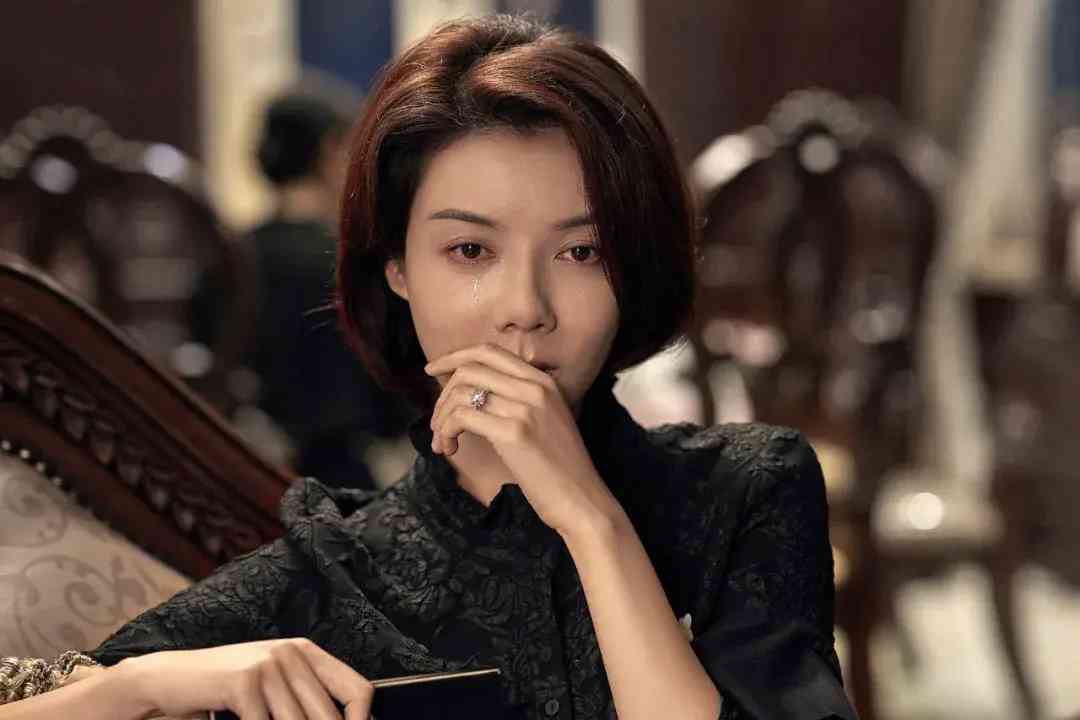 钻石荧光f是什么等级(钻石荧光等级n和f哪个更好)