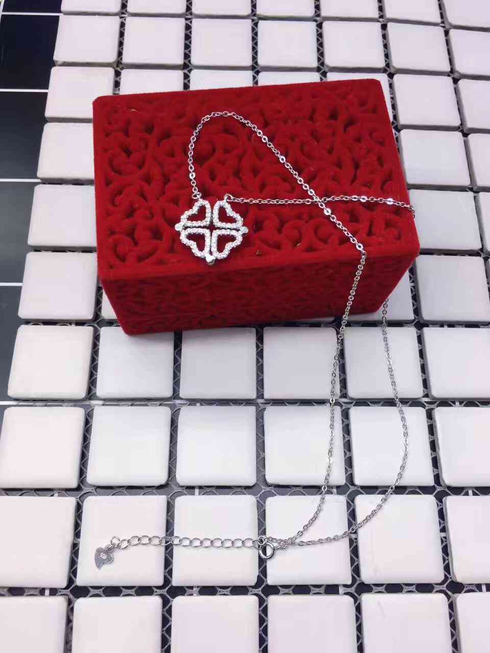 s925银多少钱一克拉钻戒(s925银戒指一般多少钱一克)