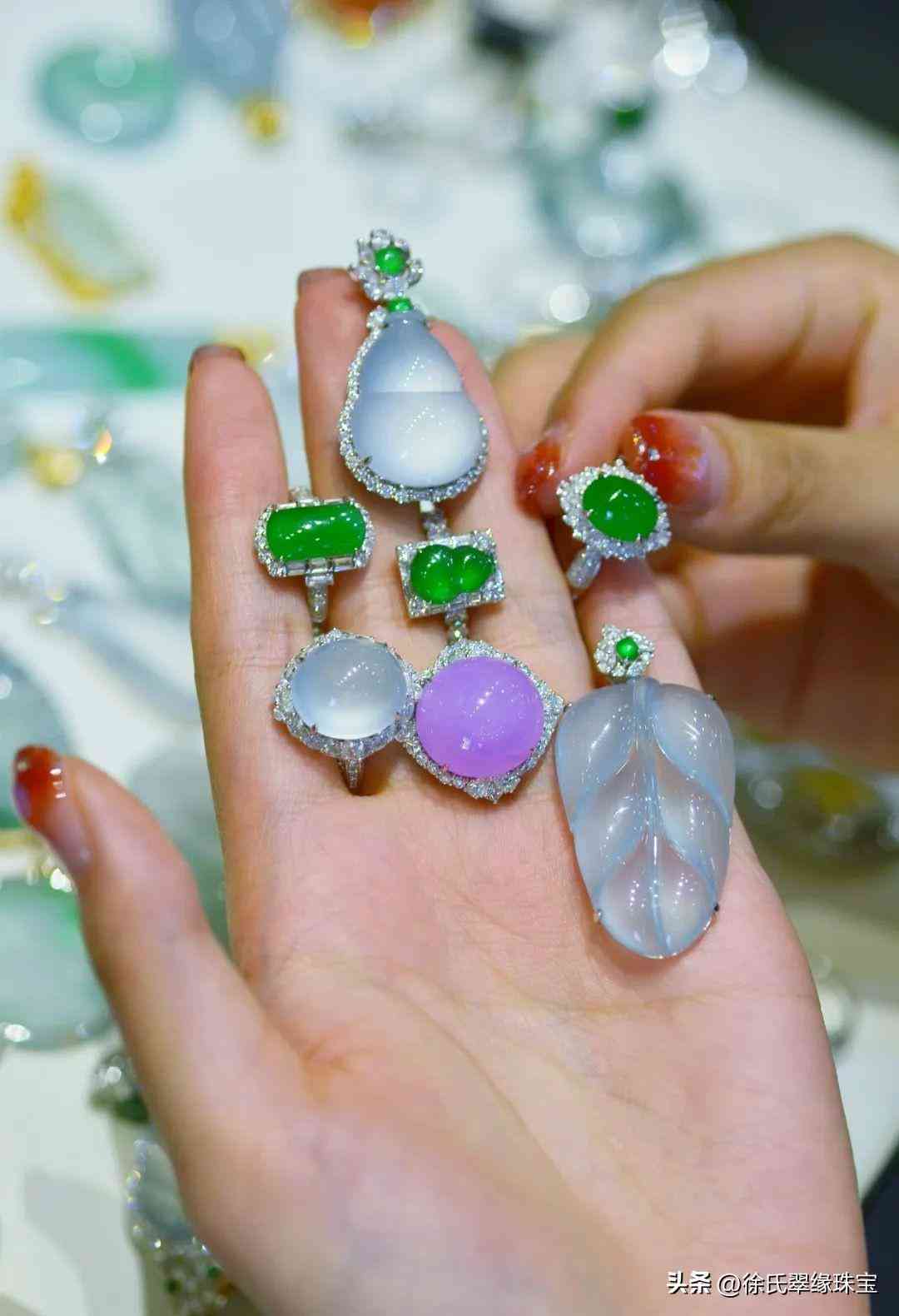 翡翠镯子怎么看好坏(翡翠镯子如何看好坏)