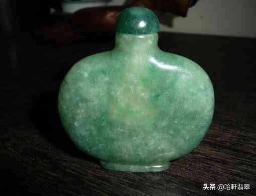 翡翠如何保养最好(翡翠鉴别最简单方法水泡)