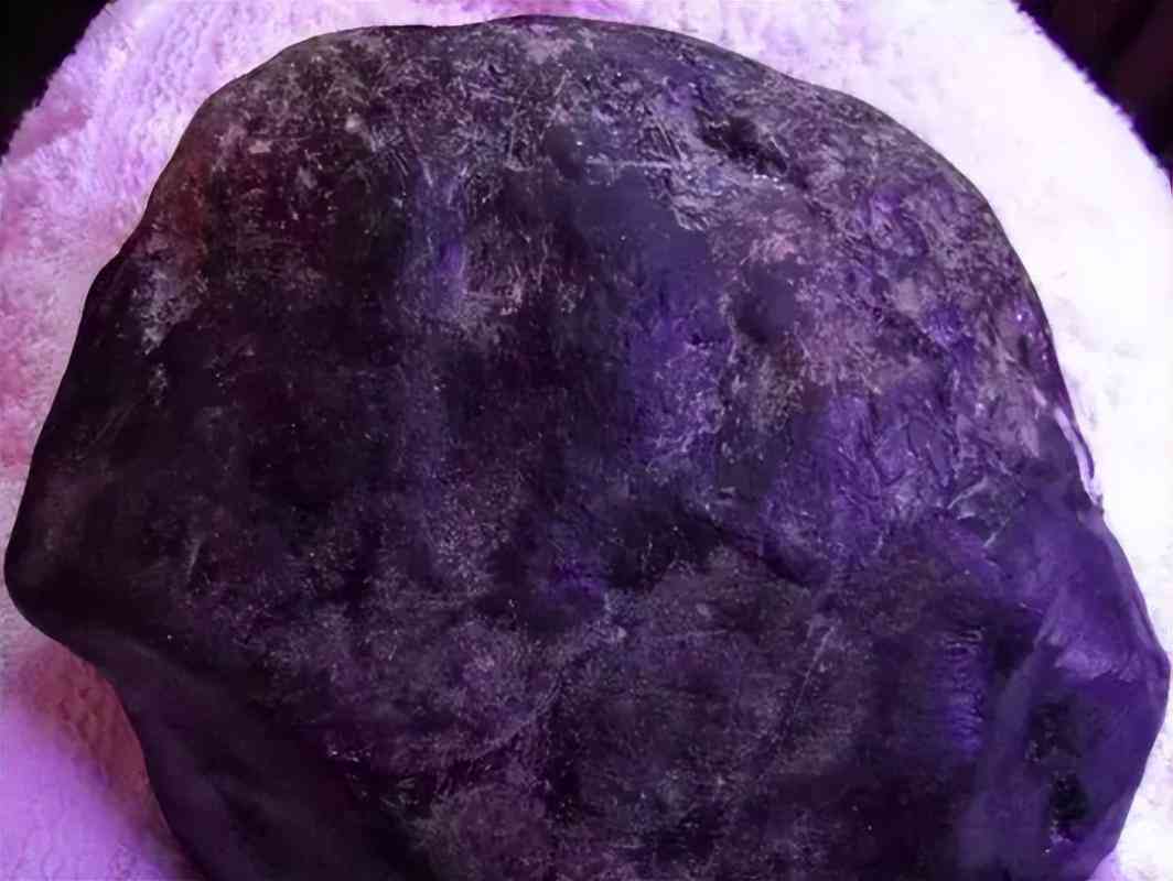 玉的分类和种类(玉的分类和图片)