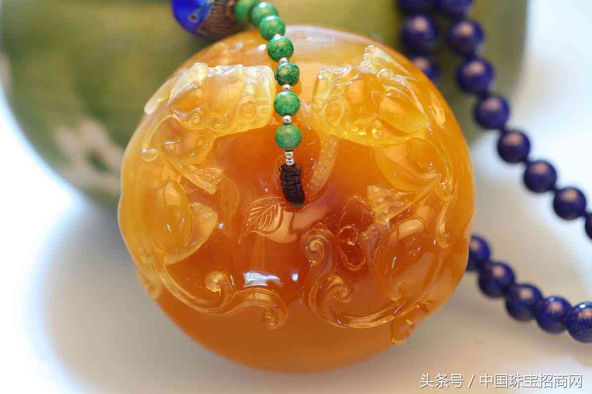 琥珀手串的功效与作用(琥珀手串的功效与作用及副作用)