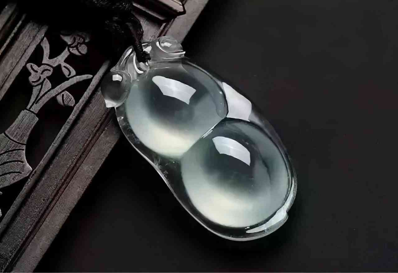 清代老翡翠的鉴别方法(清代老翡翠鉴定方法)