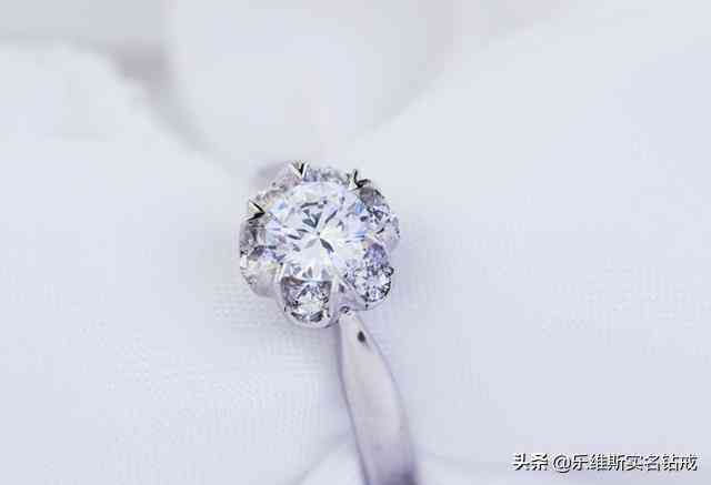戴比尔斯钻戒(戴比尔斯钻戒好吗)