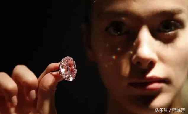 如何挑选钻石(如何挑选钻石手链真假)