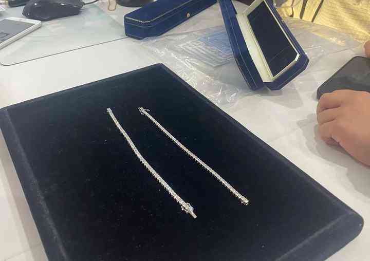 怎么样辨别和田玉(怎么样辨别和田玉的真假)