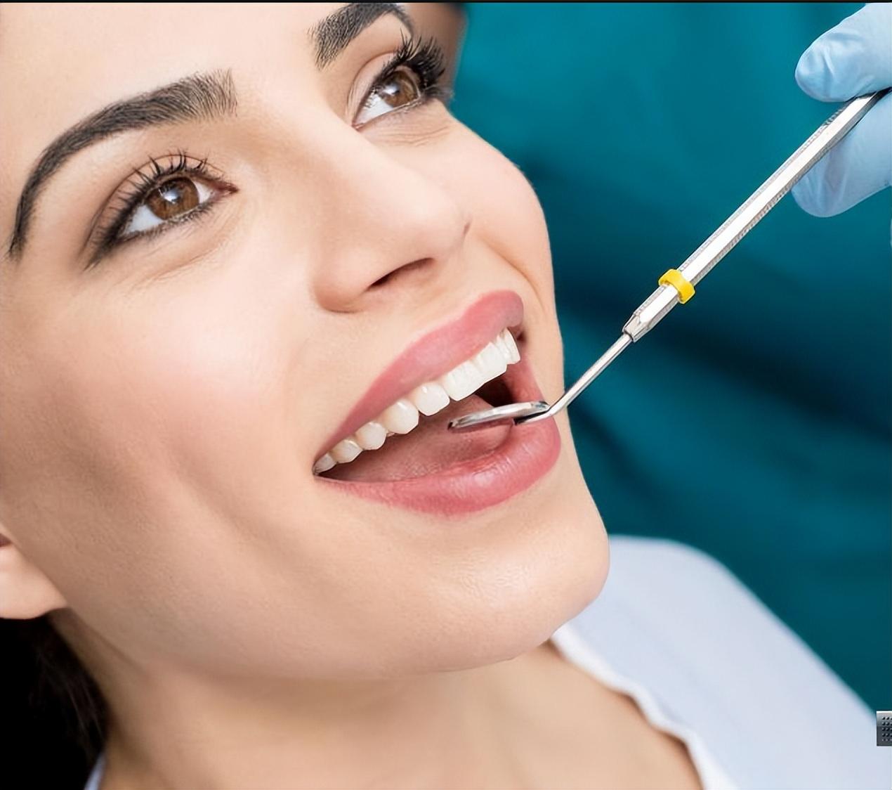 怎么判断玉石是真是假(怎么判断玉石是真的)