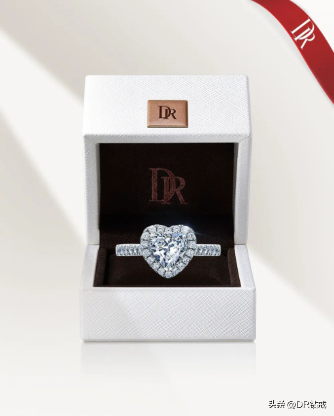 欧泊石为什么不能碰水(天然欧泊石价格多少一克拉)