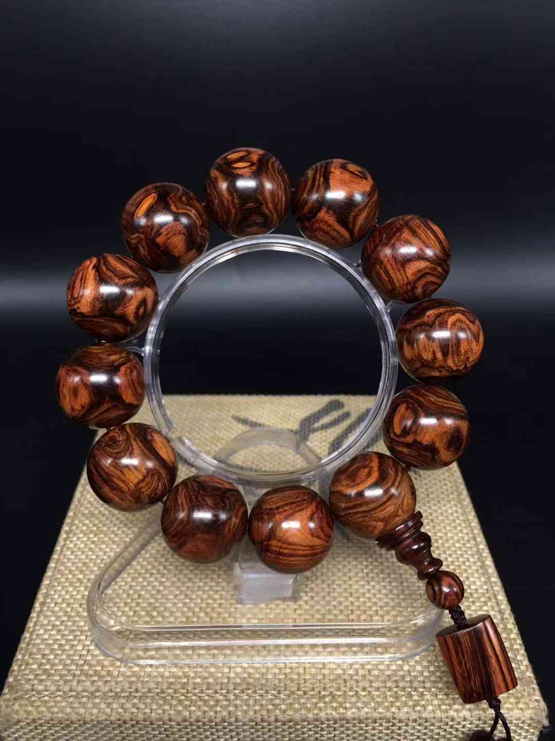 手串戴几颗合适?珠子颗数又有什么讲究?