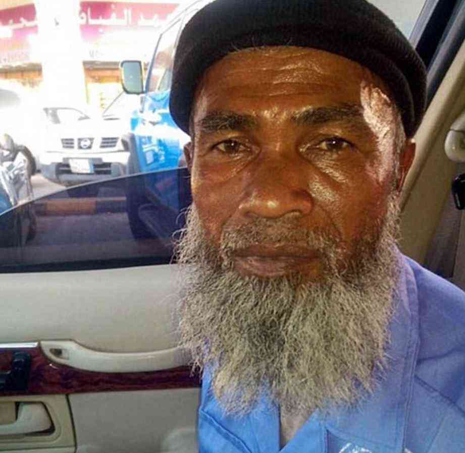 清洁工到沙特旅游 想看金子 被嘲笑