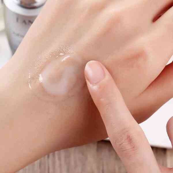 露仕提雅化妆品好吗(雅露品牌怎么样)插图2