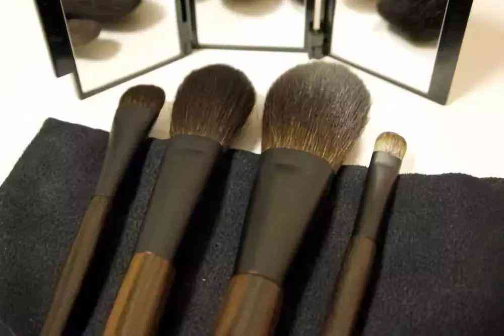 乔欣安利化妆品(乔欣身体护发素是什么牌子)插图4 乔欣安利化妆品(乔欣身体护发素是什么牌子)插图4