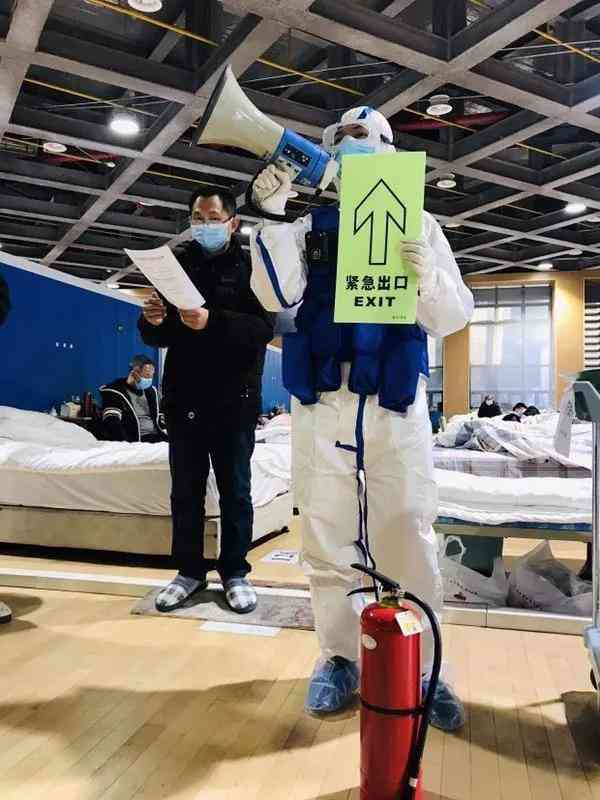 威娜化妆品收纳盒桌面推荐(桌面化妆品收纳盒教程)插图3