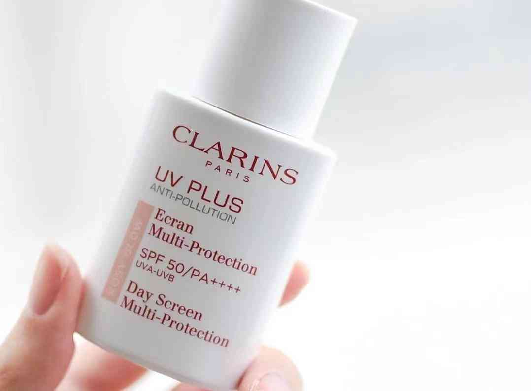 有没有保湿又防晒的化妆品(化妆品防晒霜哪个好用)插图5 有没有保湿又防晒的化妆品(化妆品防晒霜哪个好用)插图5