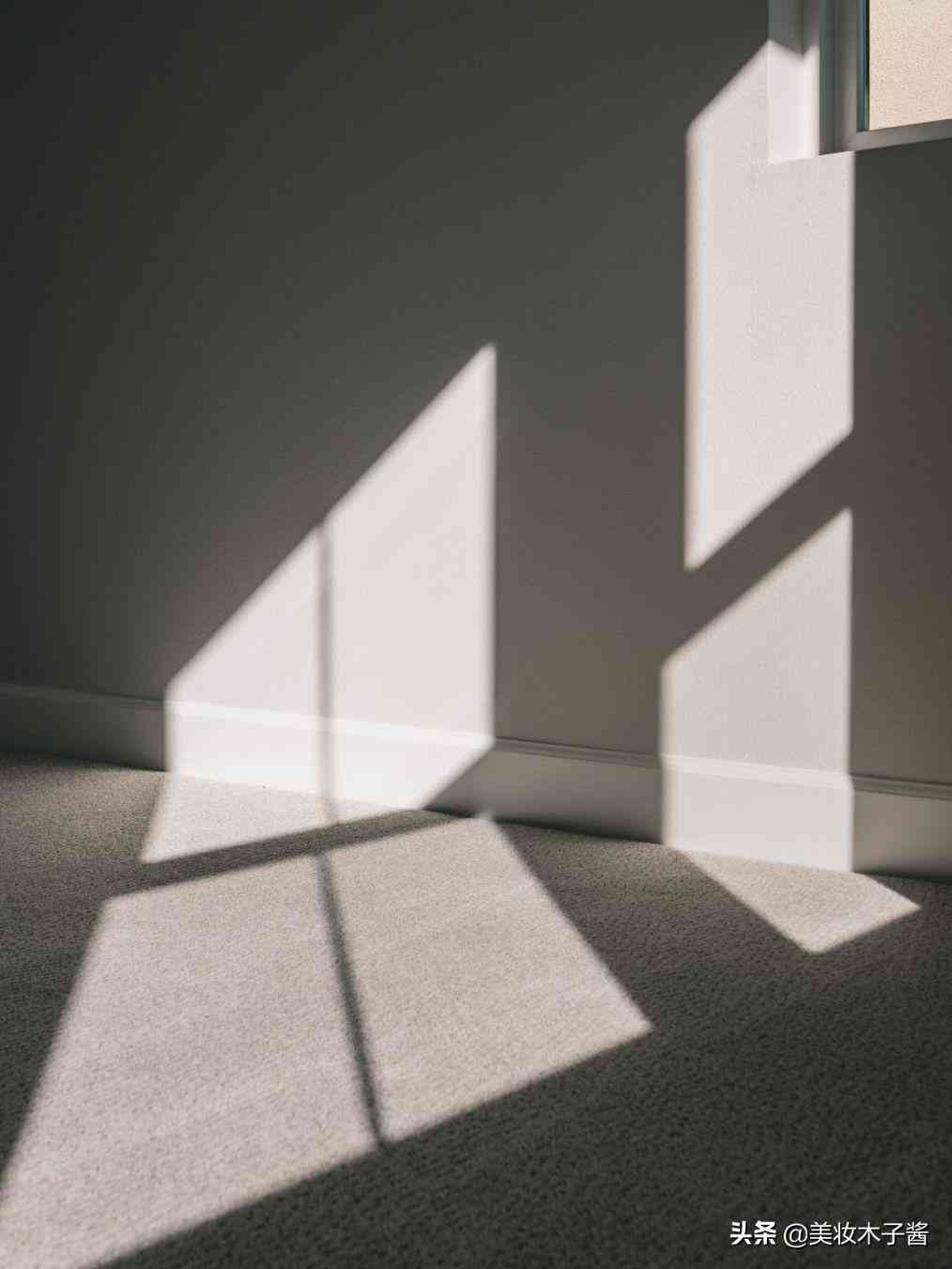 女生随身用什么化妆品好看(女生用什么样的化妆品比较好)插图5 女生随身用什么化妆品好看(女生用什么样的化妆品比较好)插图5