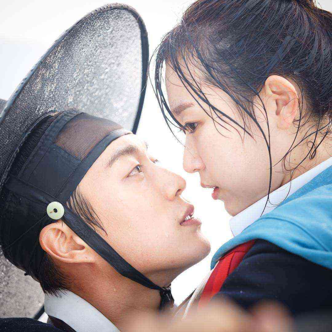 化妆品搞笑剧情推荐女生(和化妆品有关的搞笑小品)插图4