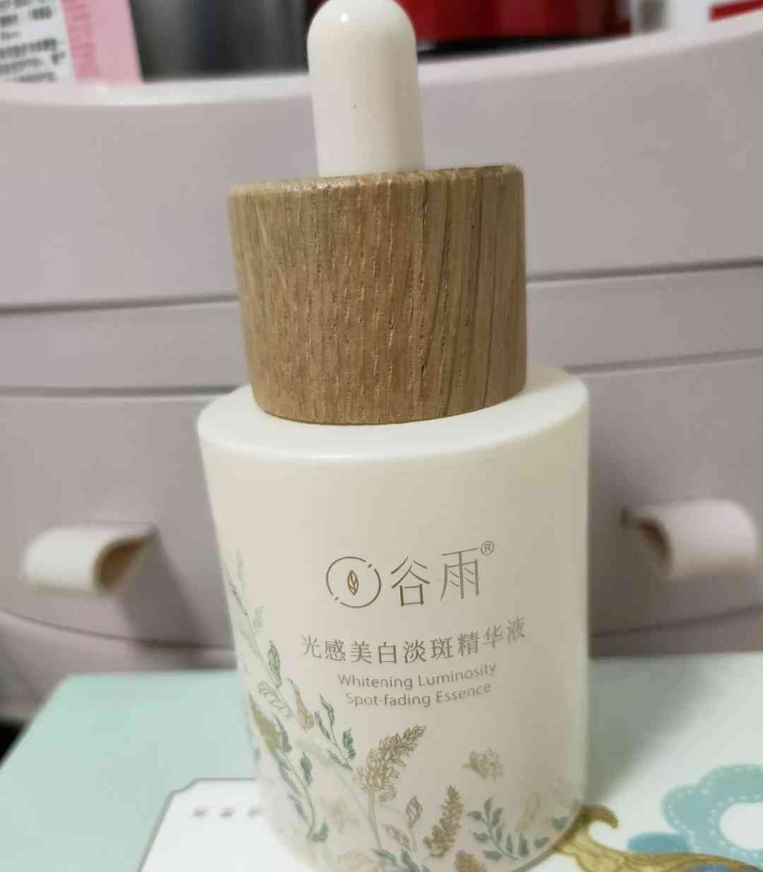 男生显脸白化妆品品牌推荐(男生显脸白化妆品品牌推荐一下)插图1 男生显脸白化妆品品牌推荐(男生显脸白化妆品品牌推荐一下)插图1