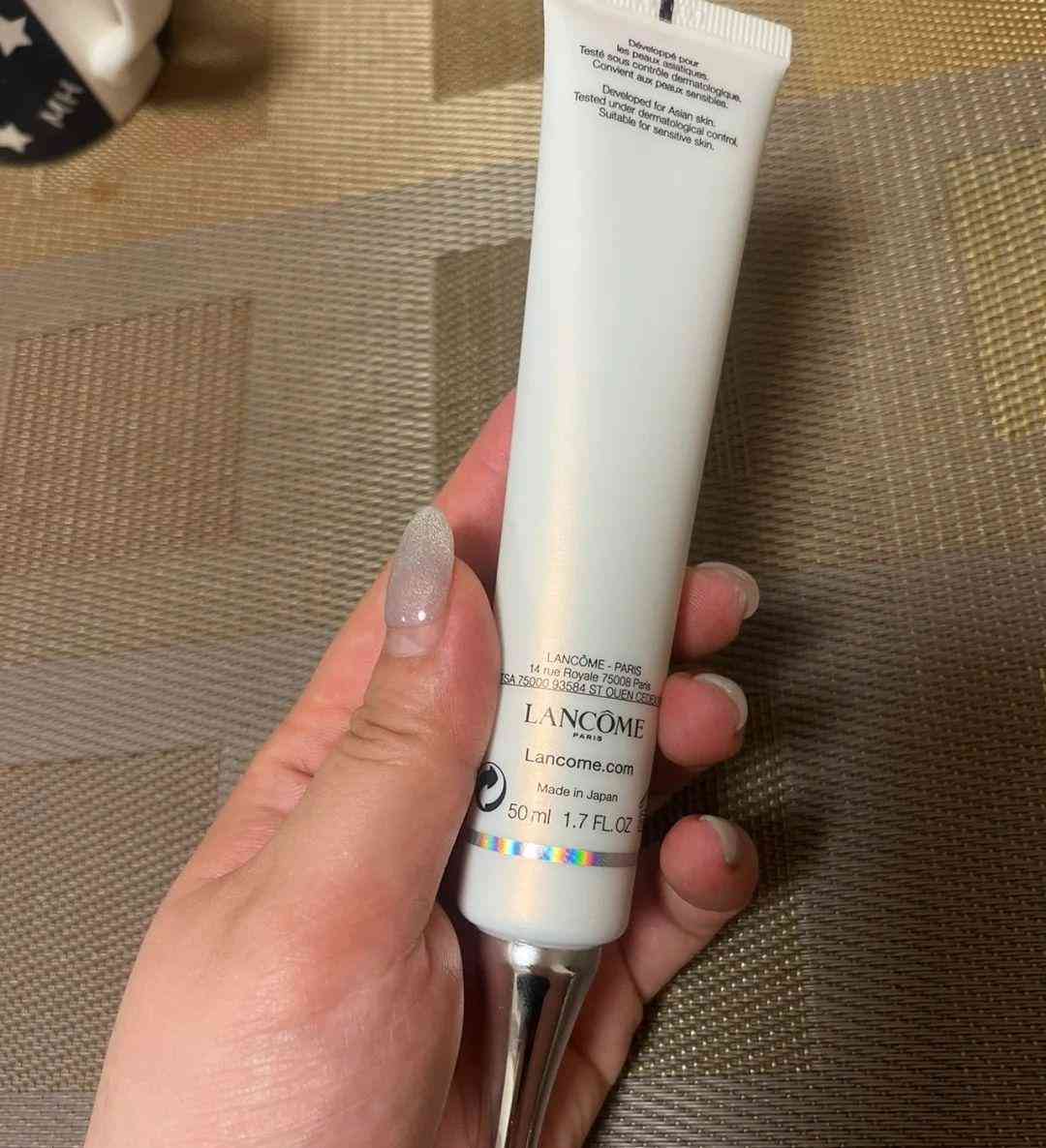 男生显脸白化妆品品牌推荐(男生显脸白化妆品品牌推荐一下)插图5 男生显脸白化妆品品牌推荐(男生显脸白化妆品品牌推荐一下)插图5