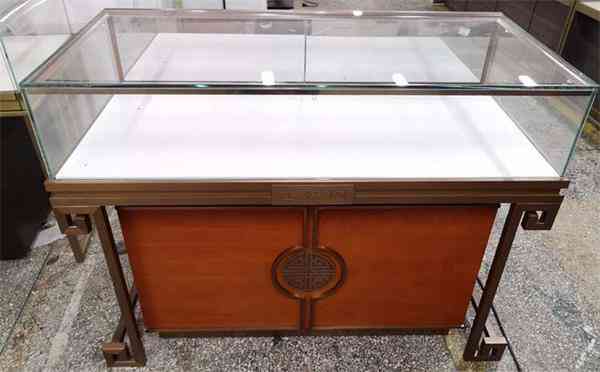 佛山化妆品展示柜定做(佛山展示柜厂家)