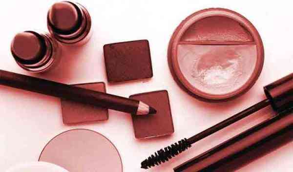 网上官方化妆品真假鉴定(化妆品鉴别真伪查询)