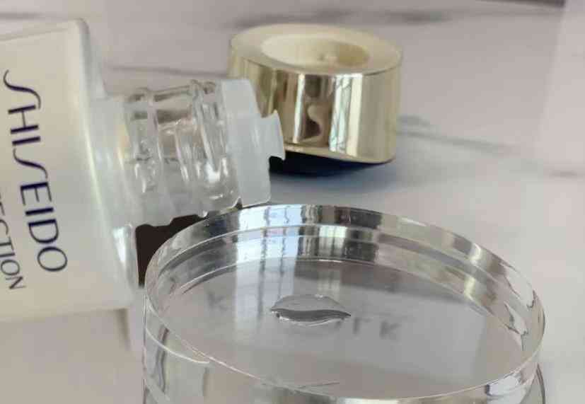 家里妈妈的化妆品怎么样(妈妈买化妆品)插图2 家里妈妈的化妆品怎么样(妈妈买化妆品)插图2