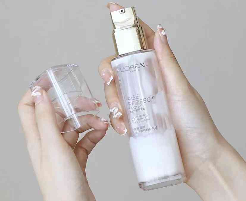 家里妈妈的化妆品怎么样(妈妈买化妆品)插图5 家里妈妈的化妆品怎么样(妈妈买化妆品)插图5