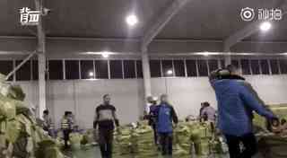 贵重物品化妆品快递暴力(化妆品发什么快递安全)插图15