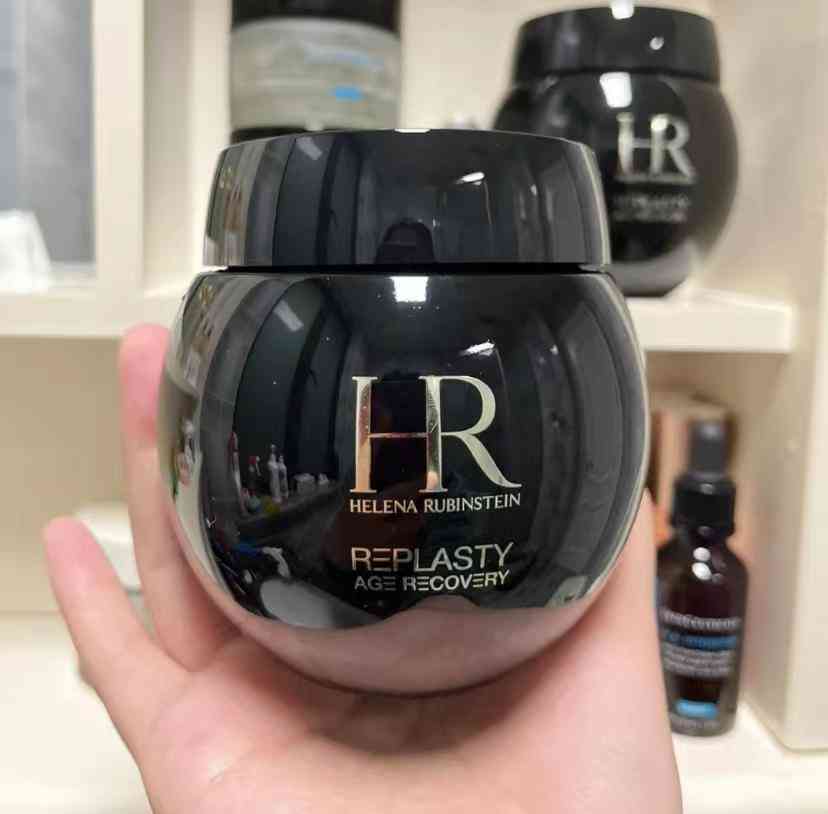 老妈买什么化妆品好呢(化妆品老年妈妈用什么牌子好)插图3