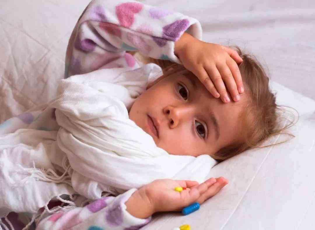 化妆品擦了直想吐(化妆品过敏会恶心想吐嘛)插图2