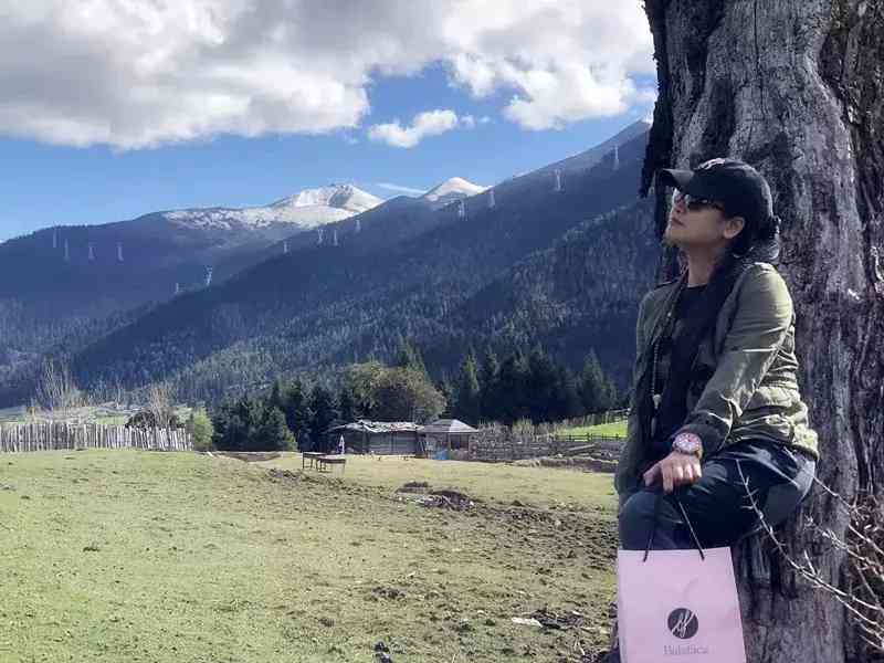 高原地区能带的化妆品是什么(高原地区能带的化妆品是什么成分)插图4 高原地区能带的化妆品是什么(高原地区能带的化妆品是什么成分)插图4