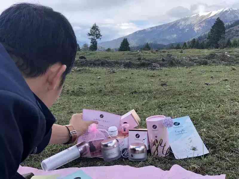 高原地区能带的化妆品是什么(高原地区能带的化妆品是什么成分)插图8 高原地区能带的化妆品是什么(高原地区能带的化妆品是什么成分)插图8