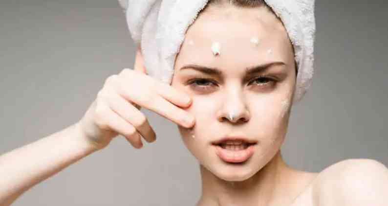 适合青年女人用的化妆品(适合青年女生的护肤品)