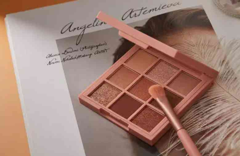 化妆品贵还是口红贵好用(口红用贵的好还是便宜的好)插图6 化妆品贵还是口红贵好用(口红用贵的好还是便宜的好)插图6