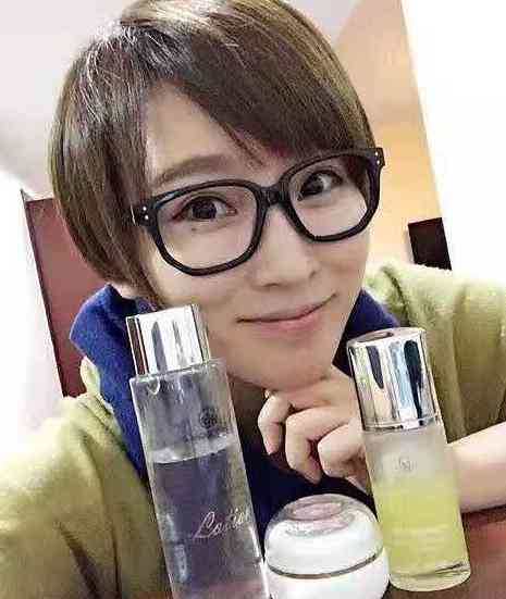 林心如现在用哪品牌化妆品(林心如曾经代言的化妆品品牌)插图10 林心如现在用哪品牌化妆品(林心如曾经代言的化妆品品牌)插图10