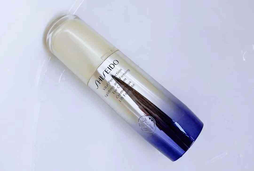 哪种化妆品去鱼尾纹(去眼尾纹用什么化妆品)插图7