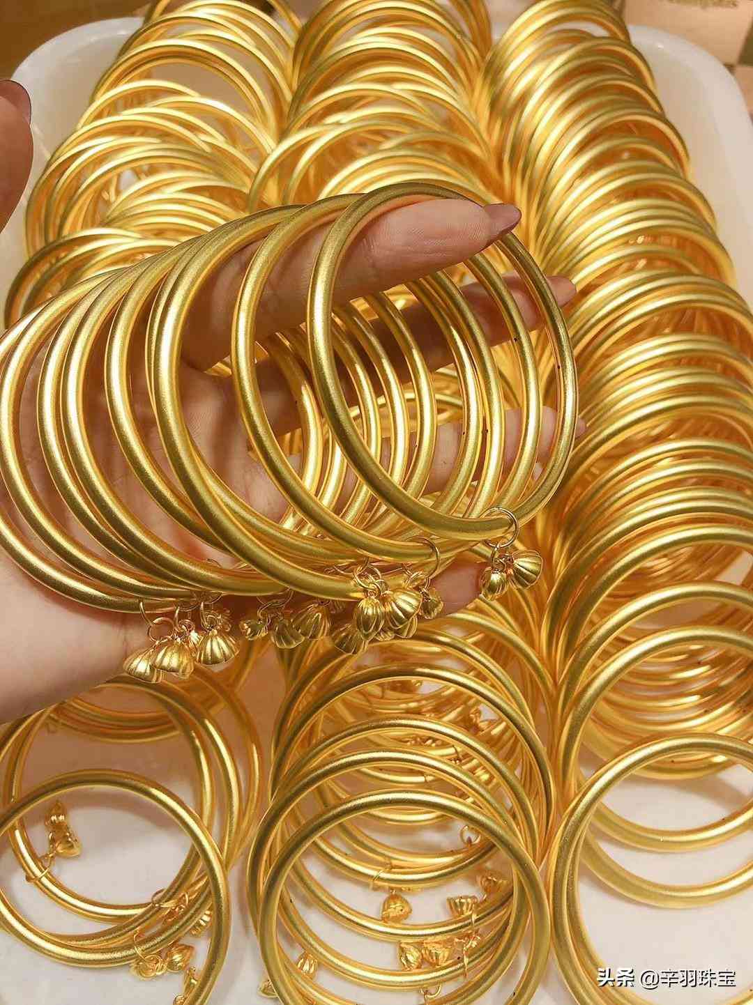 萃华今日回收黄金价格(萃华金店今日回收黄金价格)插图6