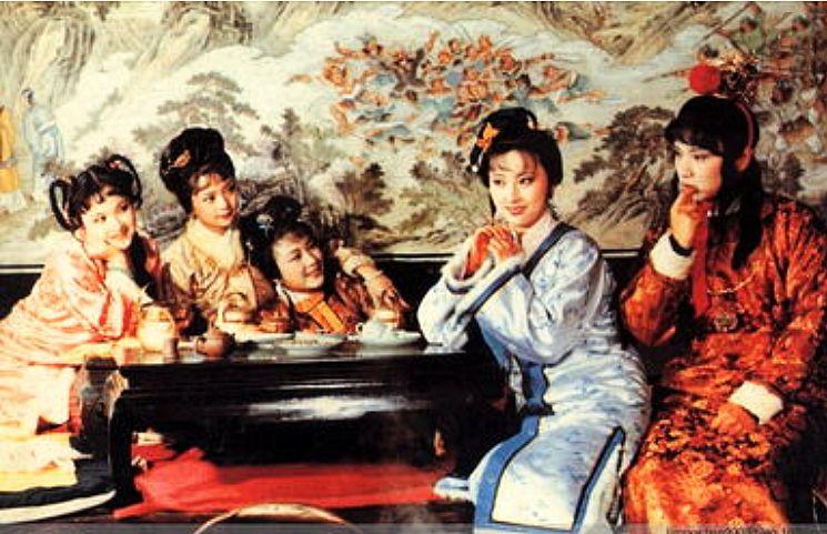 传统古装化妆品特点介绍(传统古装化妆品特点介绍怎么写)