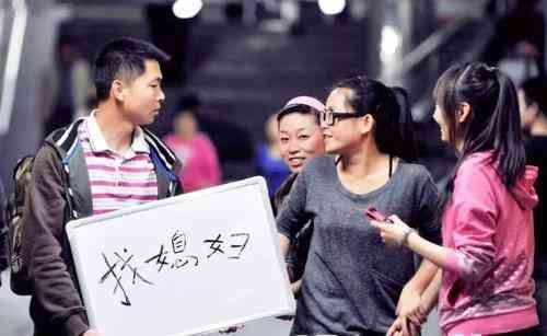 卖化妆品和鞋子顺口溜搞笑(卖化妆品顺口溜大全)