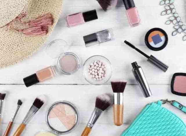 化妆品中毒有什么症状(化妆品中毒有什么症状检查什么项目)