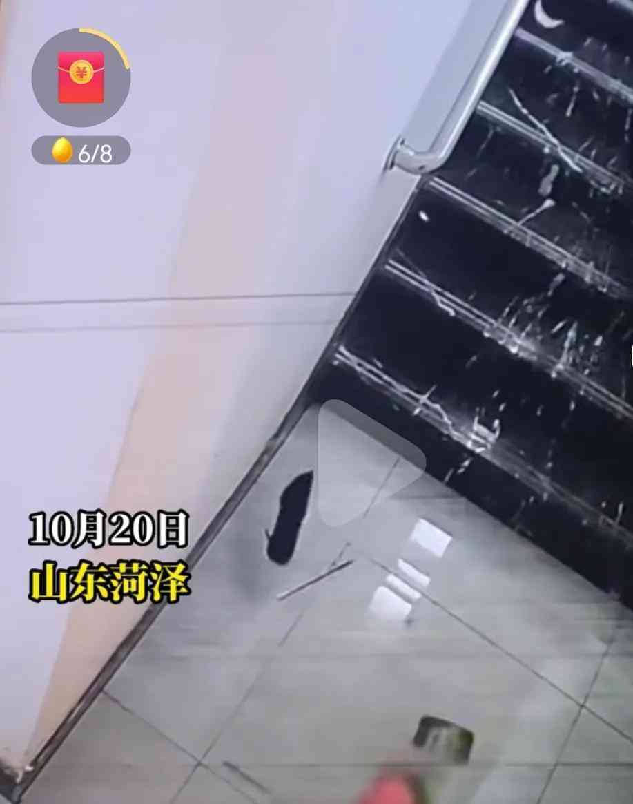 化妆品掉落特效图片真实(化妆品掉落特效图片真实大全)