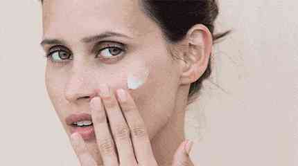 化妆品能不能放车里(化妆品能不能放车里面)