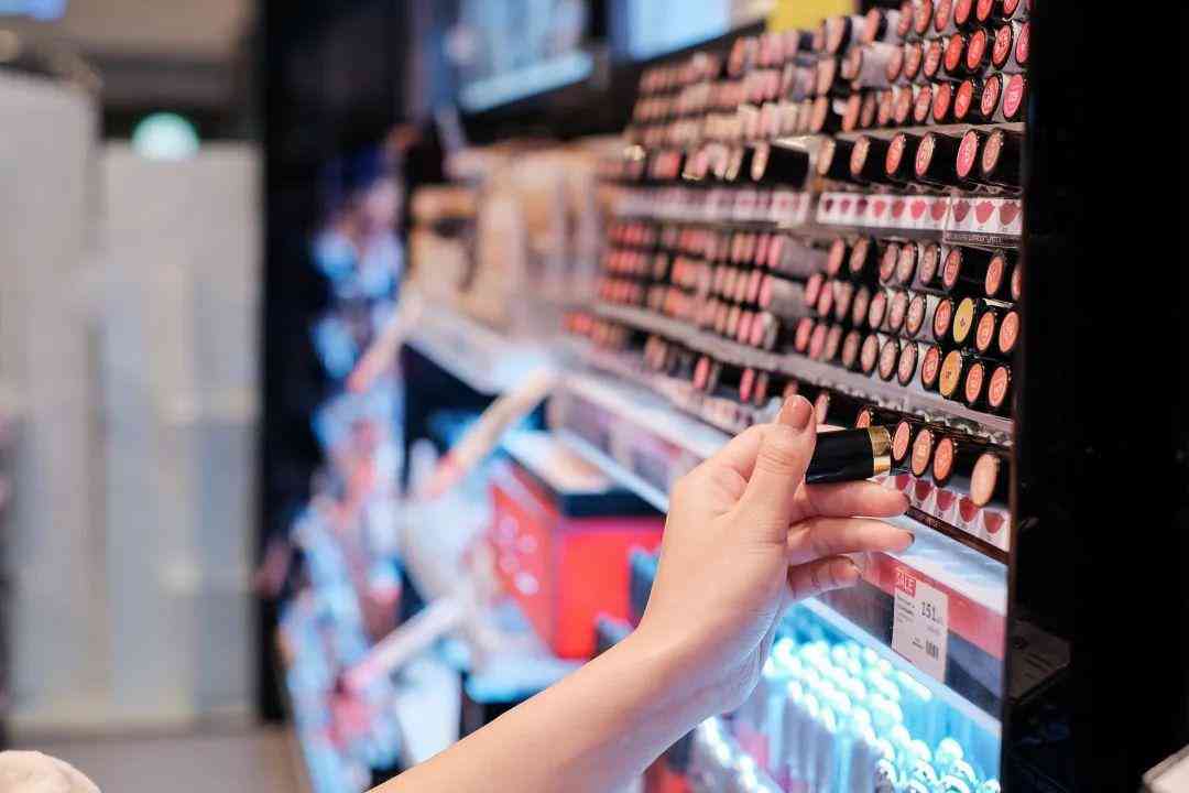 新买化妆品怎么排队买比较好(新人化妆品购买指南)