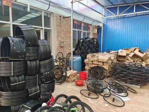 南京化妆品礼盒价位表(南京化妆品专柜正品在哪?)