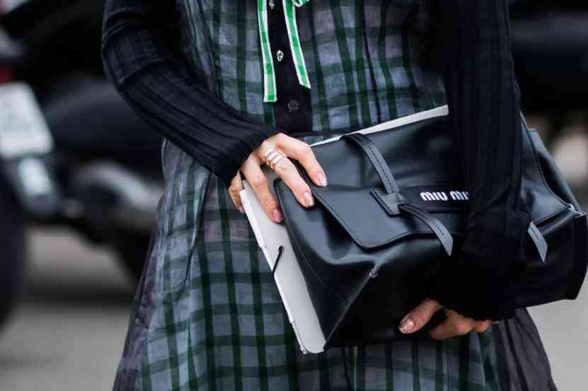 又想买包了？今夏最时髦的大包包都在这