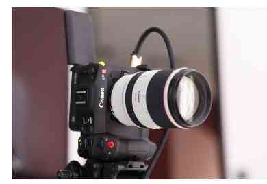 16667654982237312233425.jpg 胡可直播间4.jpg