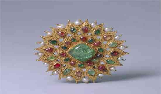 黄金饰品哪家品牌最好(黄金饰品有哪些好的品牌)