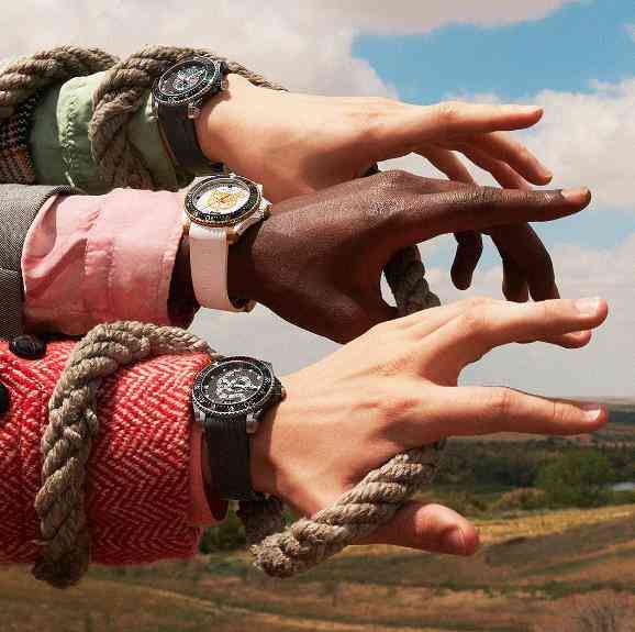 GUCCI腕表首饰夏日来袭 戴上潜水腕表尽享清凉蔚蓝