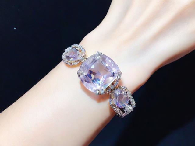 为什么会入坑水晶?探究水晶迷人之处 为什么会入坑水晶?探究水晶迷人之处