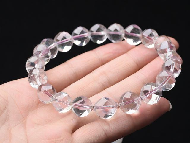 为什么带水晶越带越混浊? 为什么带水晶越带越混浊?